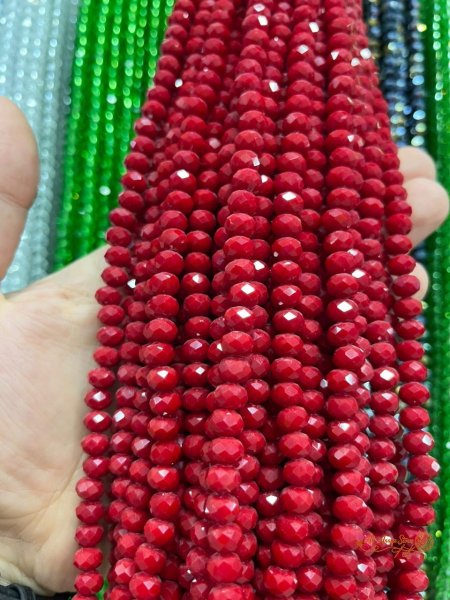 احمر مط